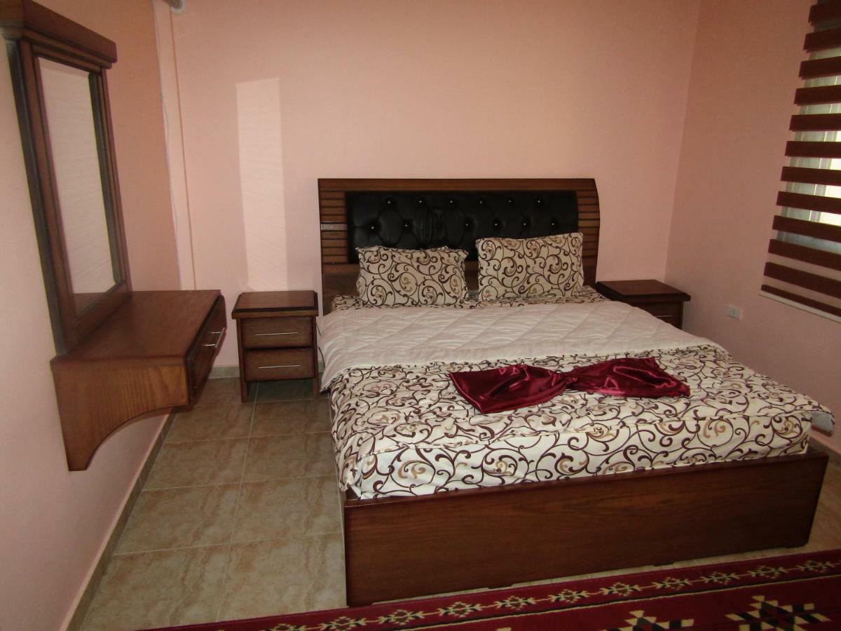 Juniper House Apartment